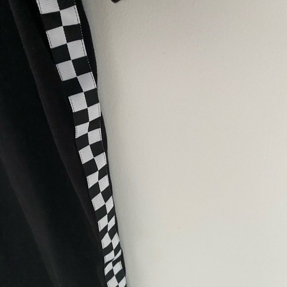 Vans dress - Picture 5 of 5